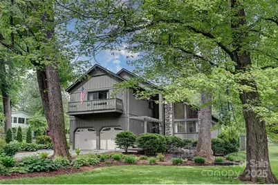 19 Poplar Court, Hendersonville, NC 28792 - Photo 1