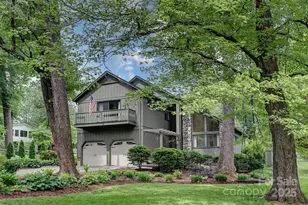 19 Poplar Ct, Hendersonville, NC 28792 - Photo 1