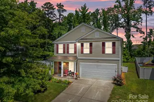 5009 Granite Creek Ln, Charlotte, NC 28269 - Photo 1