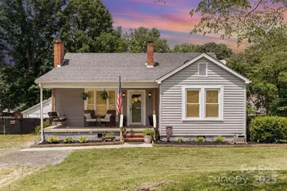 810 Maplewood Avenue, Kannapolis, NC 28081 - Photo 1