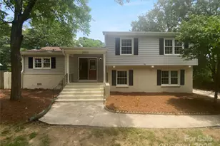 10931 Osprey Dr, Charlotte, NC 28226 - Photo 1
