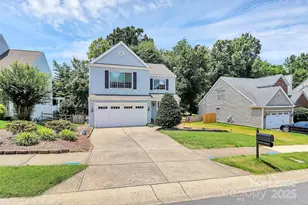 5916 Downfield Wood Dr, Charlotte, NC 28269 - Photo 1