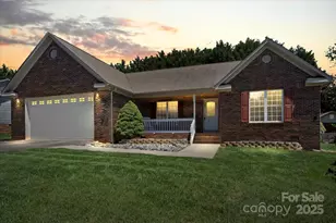 1011 Atherstone St NW, Conover, NC 28613 - Photo 1