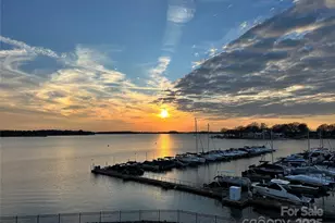 17931 Kings Point Dr, Cornelius, NC 28031 - Photo 1