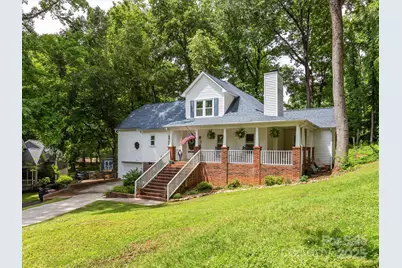 6934 Loretta Place, Charlotte, NC 28215 - Photo 1