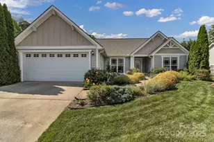 16 Sunview Cir, Arden, NC 28704 - Photo 1