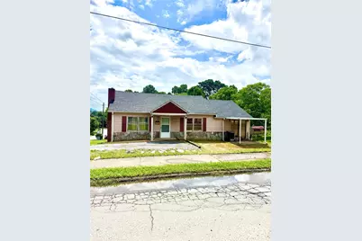 65 N McDowell Avenue, Marion, NC 28752 - Photo 1