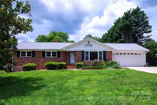 1216 Manchester Ln, Charlotte, NC 28227 - Photo 1