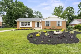 5817 Red Carriage Ln, Charlotte, NC 28212 - Photo 1