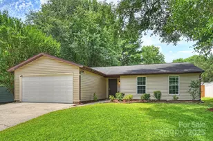 11539 5 Cedars Rd, Charlotte, NC 28226 - Photo 1