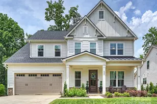 822 River Oaks Ln, Charlotte, NC 28226 - Photo 1