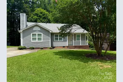 6007 Crosswood Court, Charlotte, NC 28215 - Photo 1