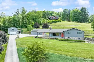 415 Crawford Rd, Waynesville, NC 28785 - Photo 1