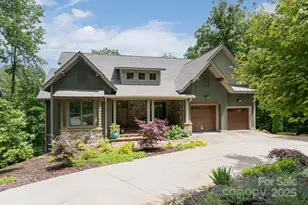 807 Hollybrook Dr, Flat Rock, NC 28731 - Photo 1