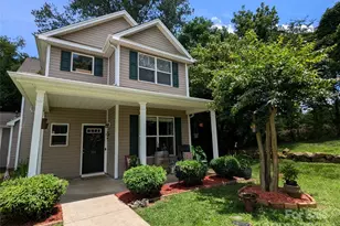 725 Chelton Ln, Fort Mill, SC 29715 - Photo 1