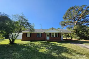 2448 Cambridge Dr, Lancaster, SC 29720 - Photo 1