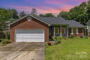 9520 Marshbrooke Rd, Matthews, NC 28105 - Photo 1