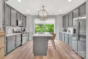 1005 36 Street E, Charlotte, NC 28205 - Photo 1