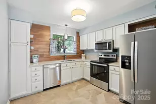 3020 Heathstead Place, Charlotte, NC 28210 - Photo 1