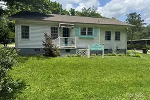 81 Simms St, Columbus, NC 28722 - Photo 1