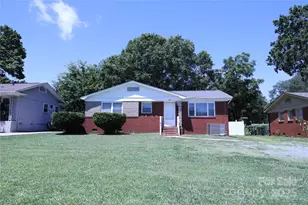 1926 Eastway Dr, Charlotte, NC 28205 - Photo 1