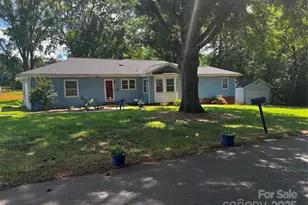 6109 Cora St, Charlotte, NC 28216 - Photo 1