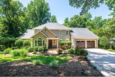 841 16th Avenue Lane NW, Hickory, NC 28601 - Photo 1