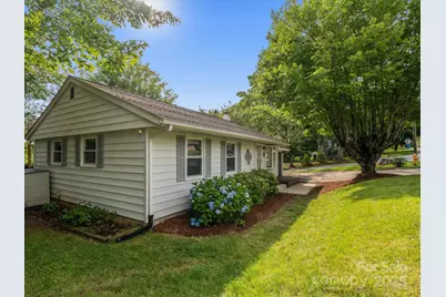 74 Hi Alta Avenue, Asheville, NC 28806 - Photo 1