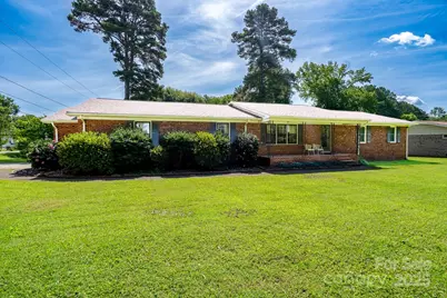 938 Kannapolis Parkway, Concord, NC 28027 - Photo 1