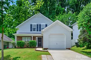 3830 Brookchase Ln, Charlotte, NC 28205 - Photo 1