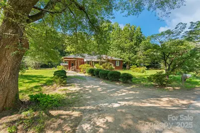 25 Wall Road, Tryon, NC 28782 - Photo 1