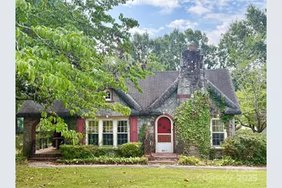 3985 1st Avenue SW, Hickory, NC 28602 - Photo 1