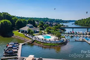 137 E Tattersall Dr, Statesville, NC 28677 - Photo 1