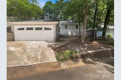 27 Quayside Court, Clover, SC 29710 - Photo 1