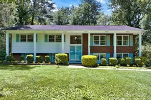 208 Kelly Ln, Hendersonville, NC 28791 - Photo 1