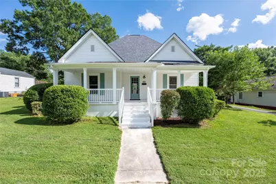 619 Oak Street, Mooresville, NC 28115 - Photo 1
