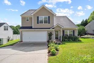 1961 9th St Pl SE, Hickory, NC 28602 - Photo 1