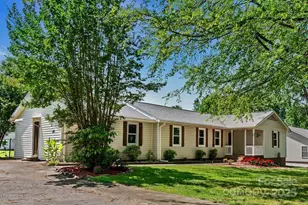 125 Robin Ct, Spartanburg, SC 29303 - Photo 1