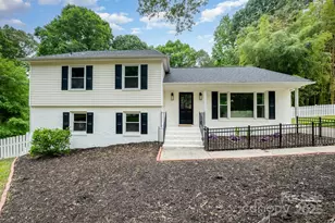 8025 Cliffside Dr, Charlotte, NC 28270 - Photo 1