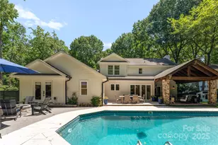 5609 Lancelot Dr, Charlotte, NC 28270 - Photo 1