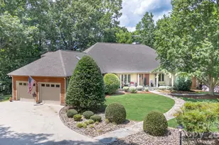 270 Foxwood Dr, Tryon, NC 28782 - Photo 1