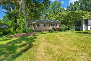 6632 Candlewood Dr, Charlotte, NC 28210 - Photo 1