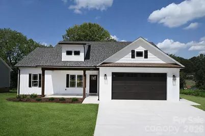 4940 Southview Drive, Hickory, NC 28602 - Photo 1