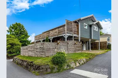 410 Short Street, Hendersonville, NC 28739 - Photo 1