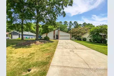 10934 Coachman Circle, Charlotte, NC 28277 - Photo 1