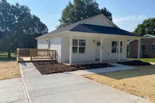 1103 Adams St, Statesville, NC 28677 - Photo 1