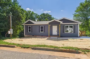 39 Pearl St, Granite Falls, NC 28630 - Photo 1