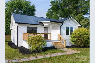 55 Scates Street, Waynesville, NC 28786 - Photo 1