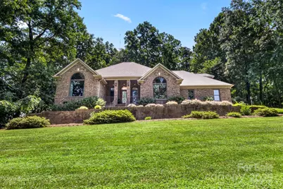 107 Creekwood Drive, Dallas, NC 28034 - Photo 1