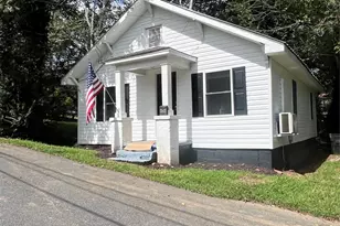 606 Center Street NW, Lenoir, NC 28645 - Photo 1